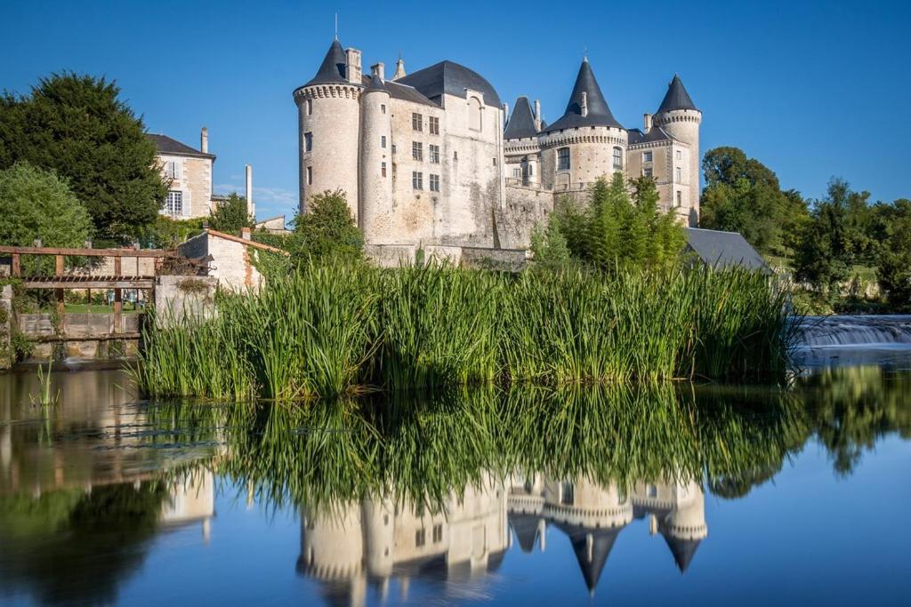 Les Halles Chambre D'Hotes Verteuil-sur-Charente Esterno foto